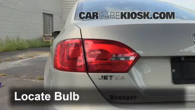 2011 Volkswagen Jetta SE 2.5L 5 Cyl. Sedan Lights Brake Light (replace bulb)